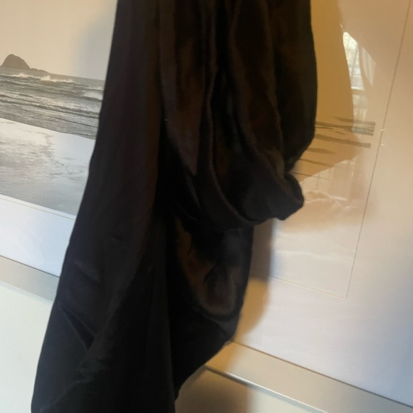 Quiet Luxury Tailored Silk Wide leg Trousers (in Black) - Picture 9 of 10